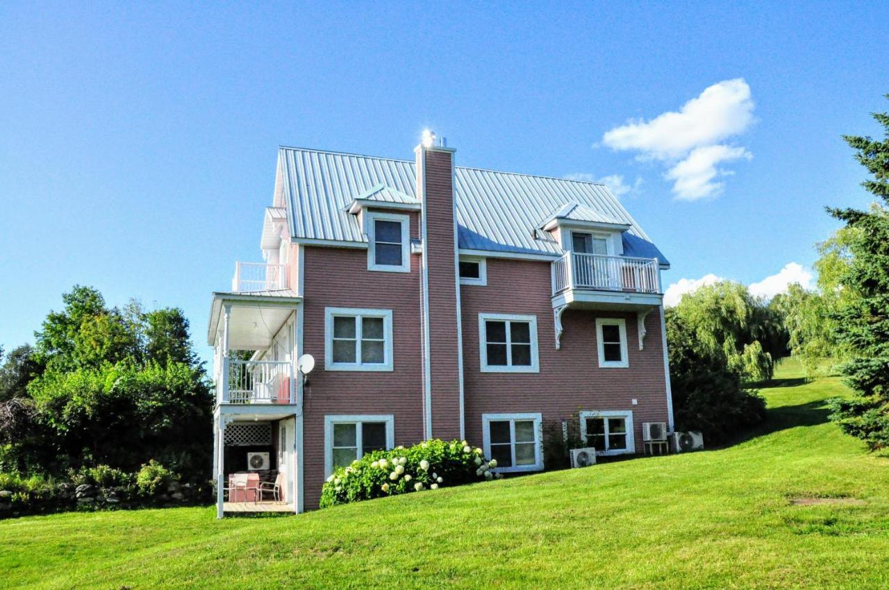 Auberge Le Tricorne North Hatley Exterior photo